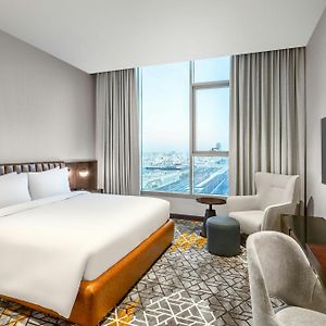Standard King Room City View